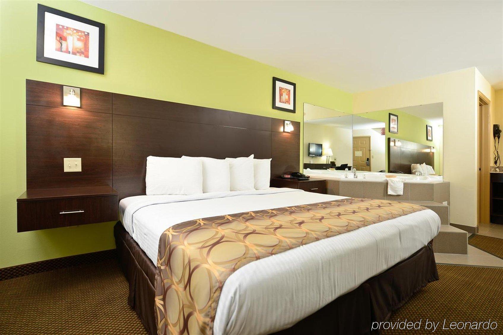 Americas Best Value Inn Lake Charles Interstate 210 Номер фото